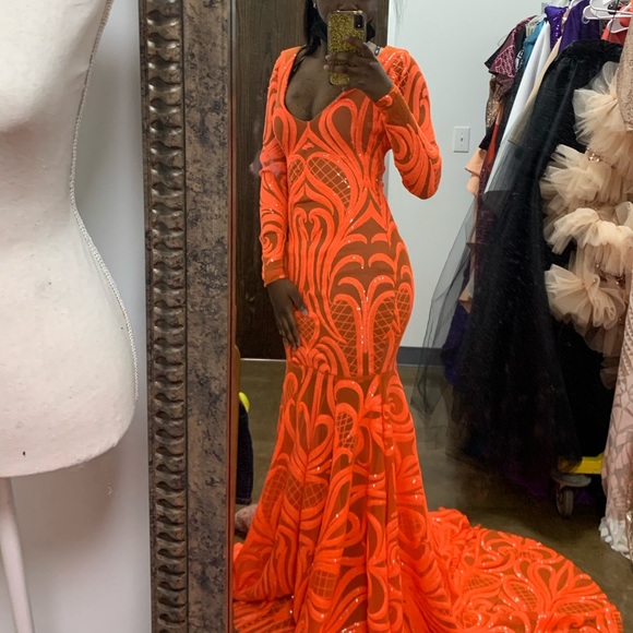 Custom Made Neon Orange Dress!🧡 Petite - Picture 5 of 5